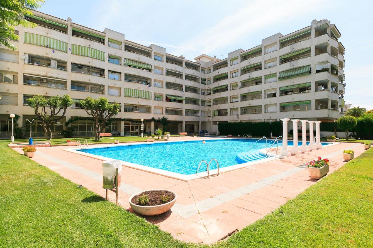 Uhc Marathon Apartments Salou Exterior foto